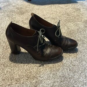 Frye leather heels